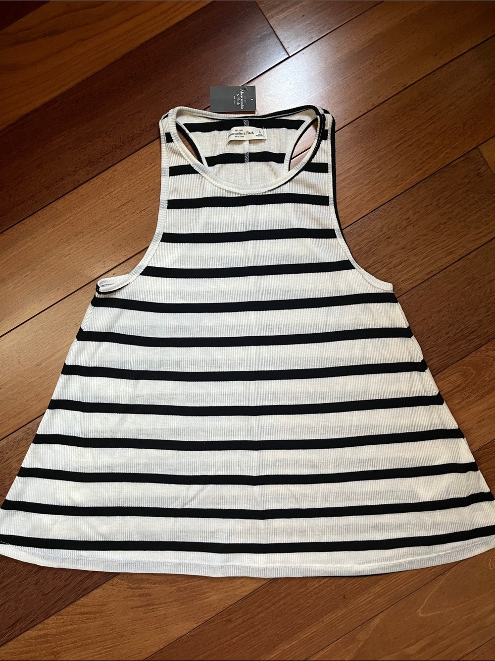 NWT Y2K Abercrombie Ribbed Loose Tank
